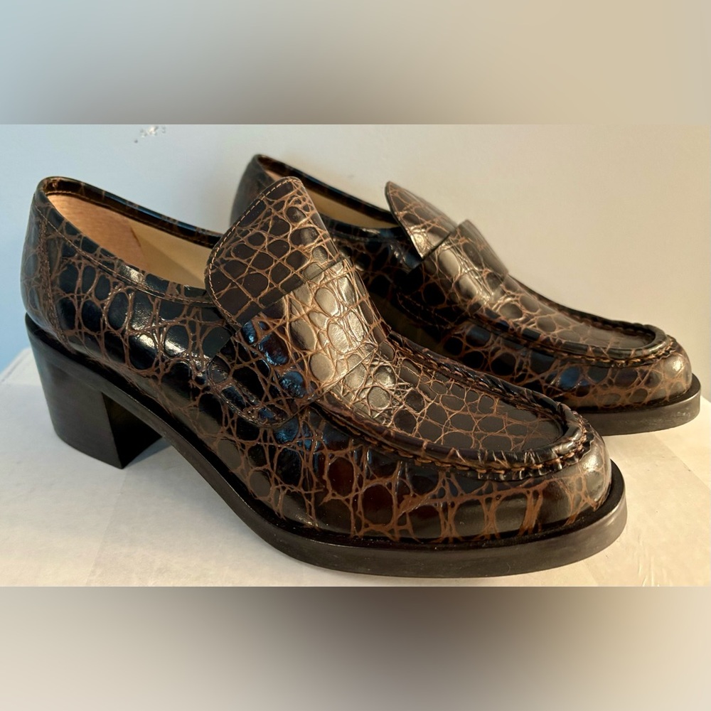 GAP SHOES Westside Loafer Brown Patent Leather Alligator-Embossed Loafers